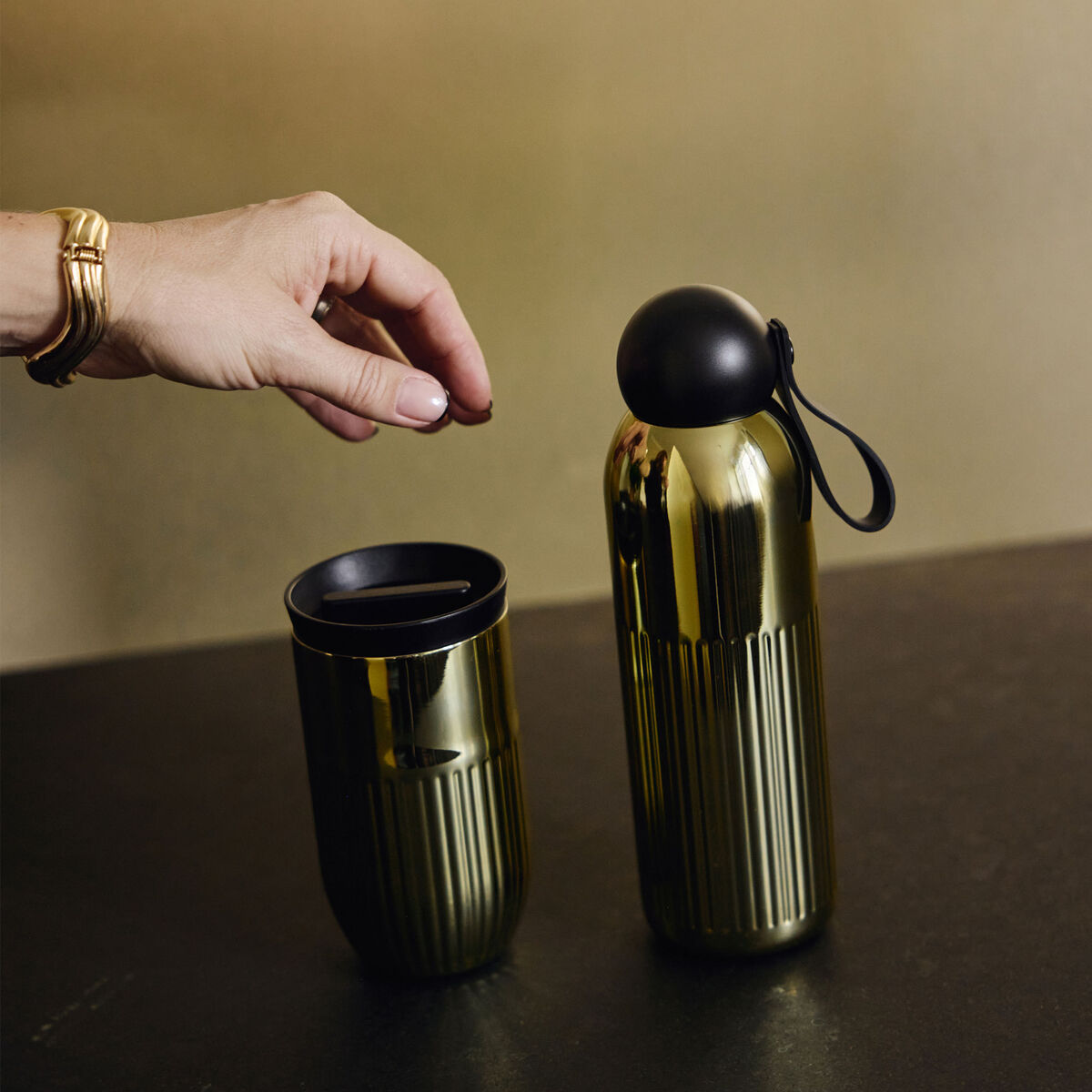 Tekla termosflaska 50 cl, guld krom