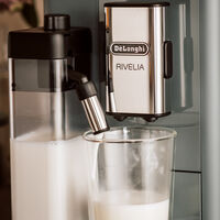 Delonghi Rivelia EXAM440.55.G Täysautomaattinen kahvinkeitin, harmaa