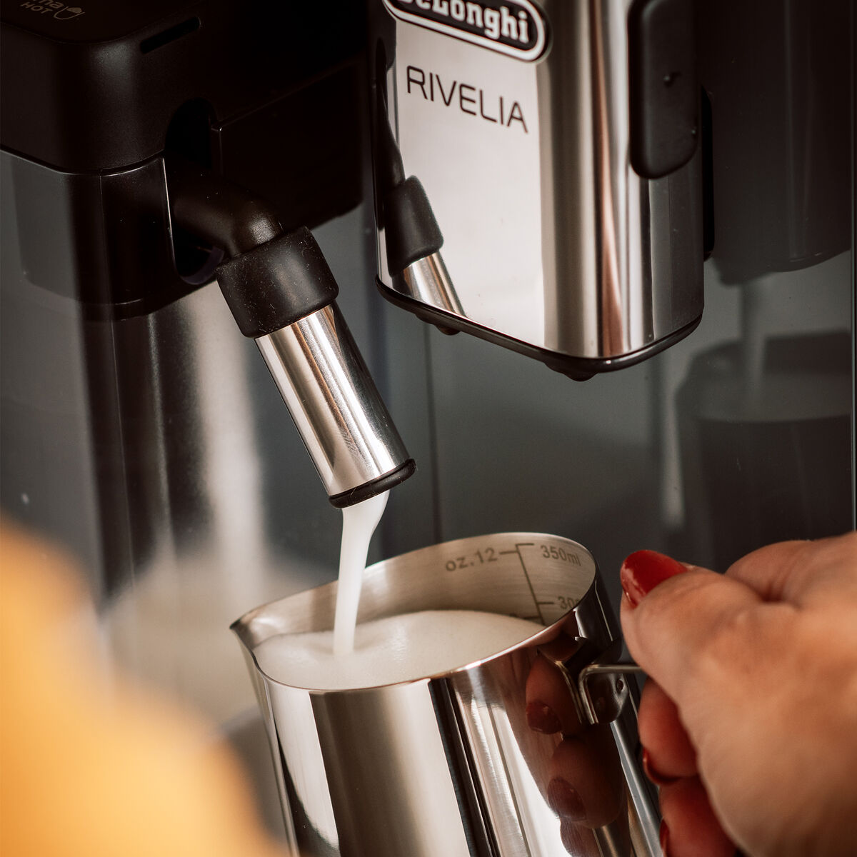 Delonghi Rivelia EXAM440.55.G Täysautomaattinen kahvinkeitin, harmaa