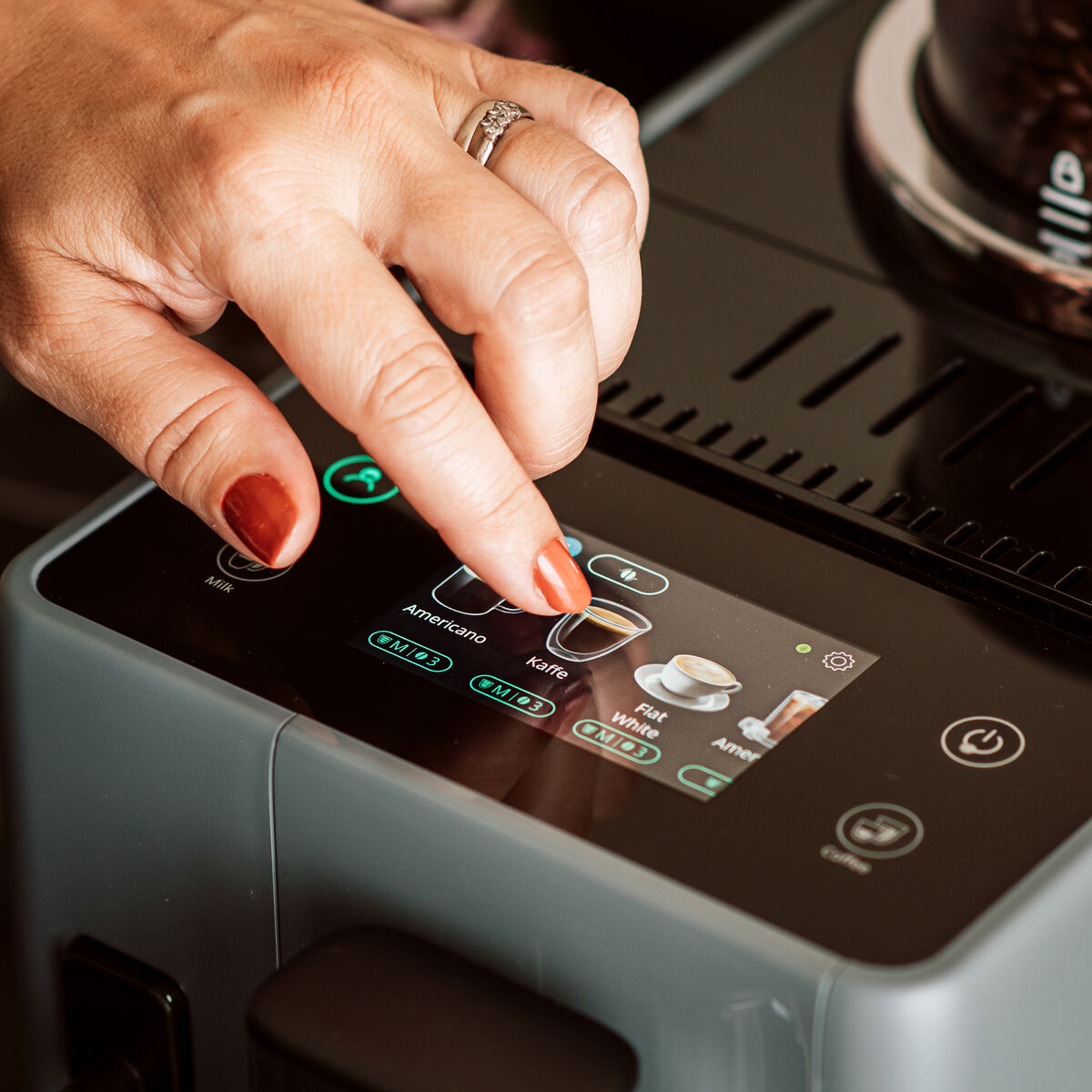 Delonghi Rivelia EXAM440.55.G Täysautomaattinen kahvinkeitin, harmaa