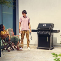 Rogue 425-2 gasolgrill 3 brännare, svart