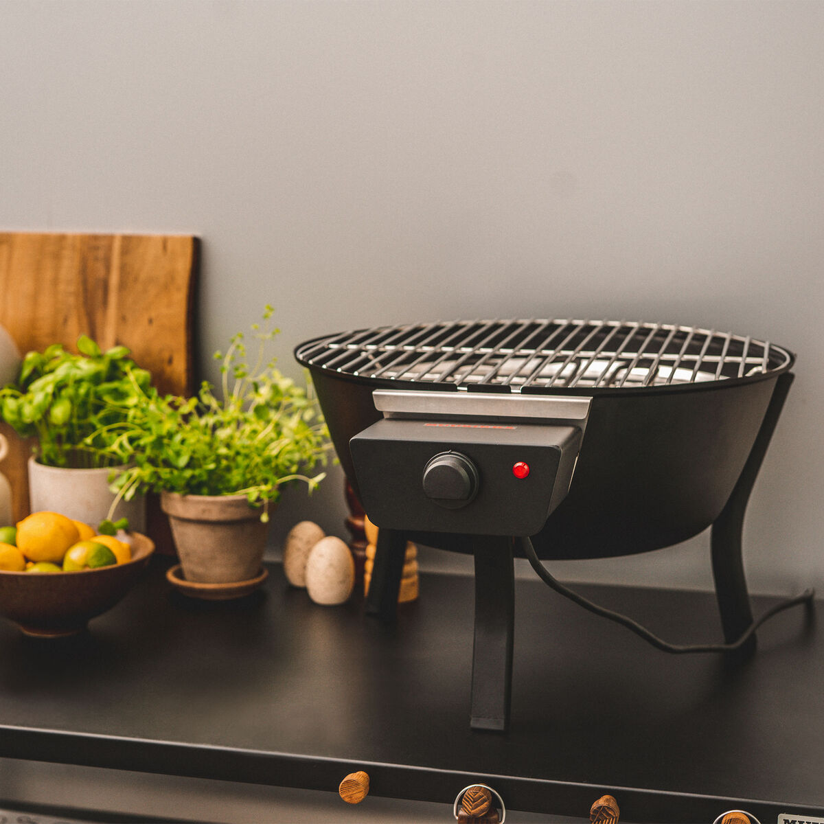 48SL elgrill, svart