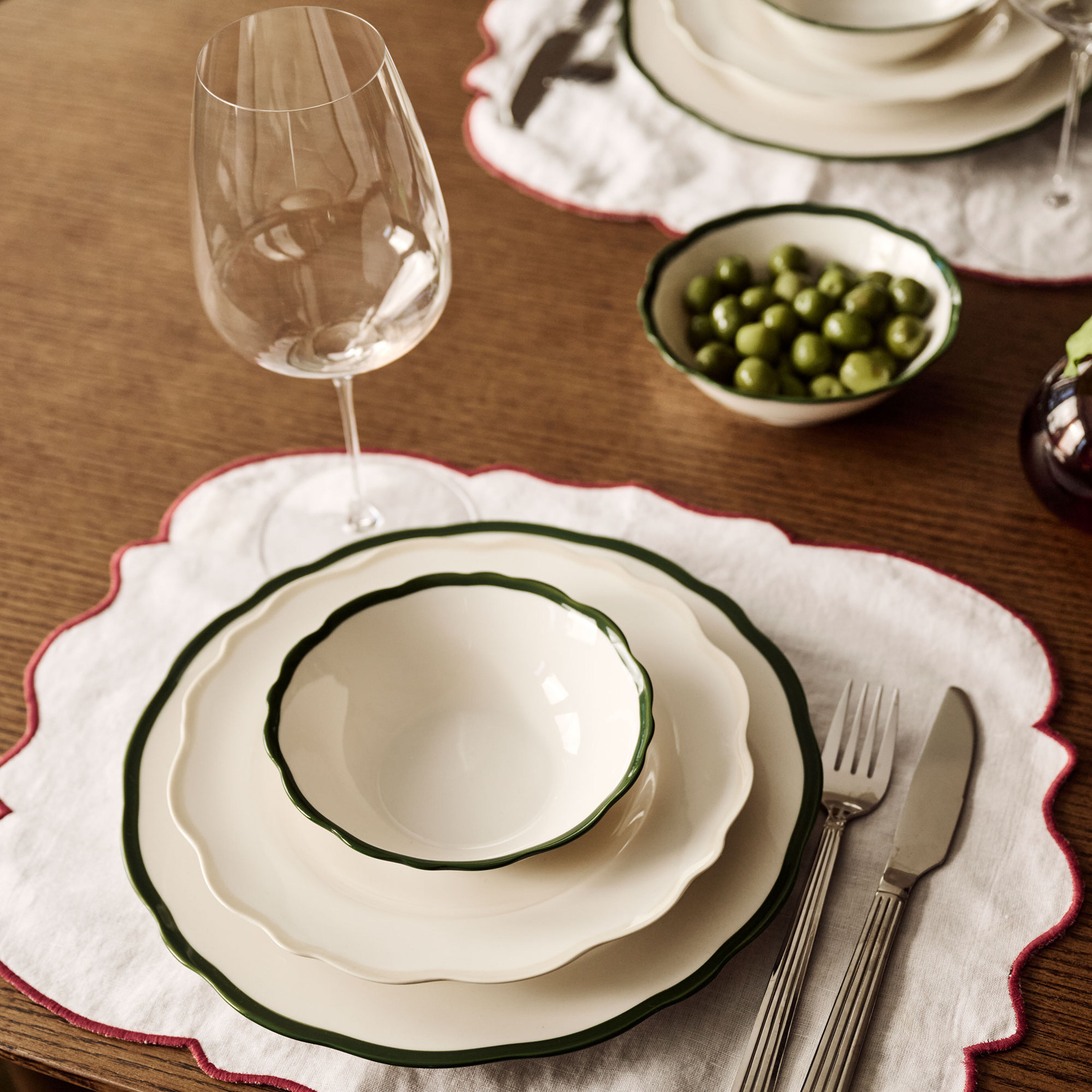 Fleur middagstallerken 28 cm, mørkegrøn