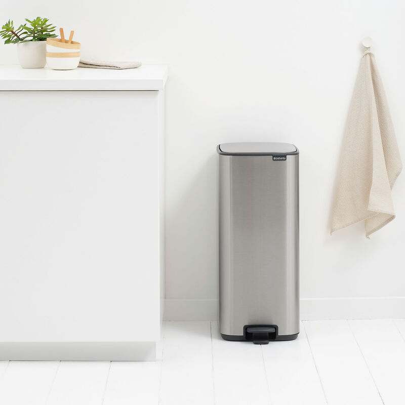 Bo pedalbøtte 30 liter, mattbørstet stål 