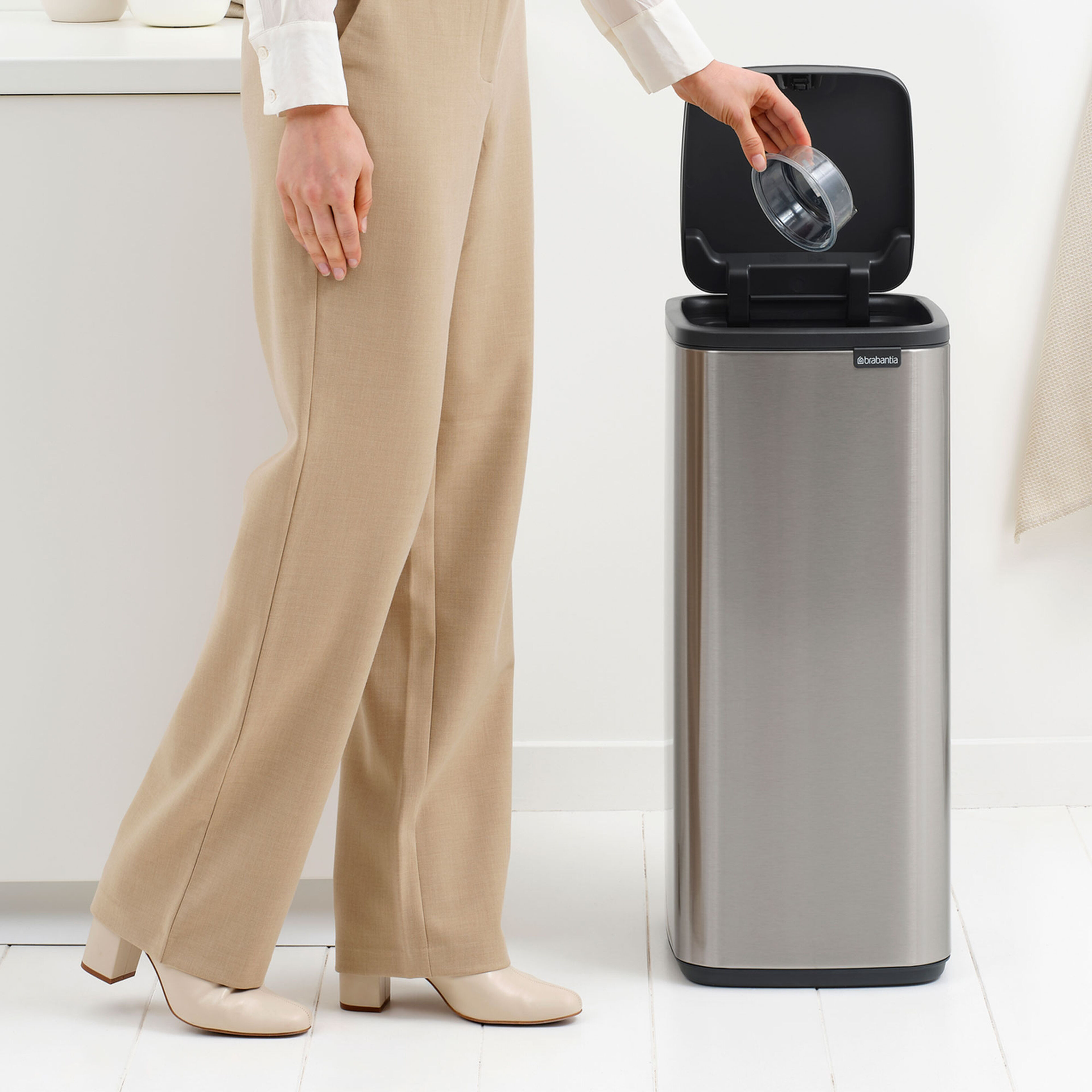 Bo Touch Bin 30 liter, matbørstet stål