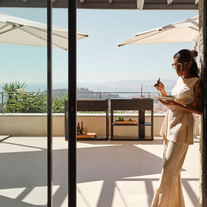 Essentials kulgrill, beluga black