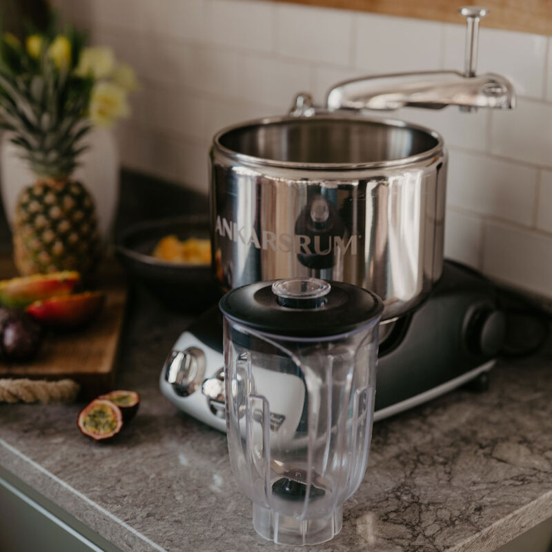 Ankarsrum Assistent AKM6230 + mixerkanna & citruspress, black