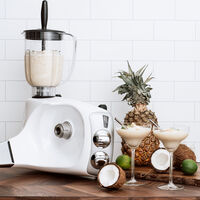 Yleiskone AKM6230 + sekoitusastia & sitruspuristin, mineral white