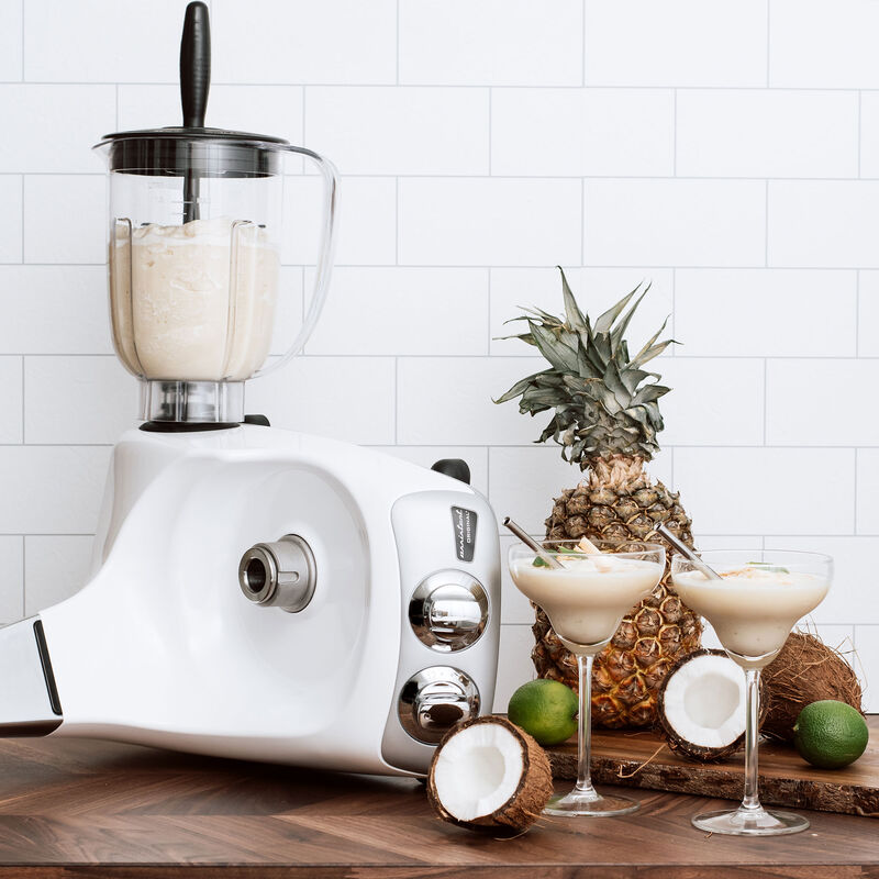 Yleiskone AKM6230 + sekoitusastia & sitruspuristin, mineral white