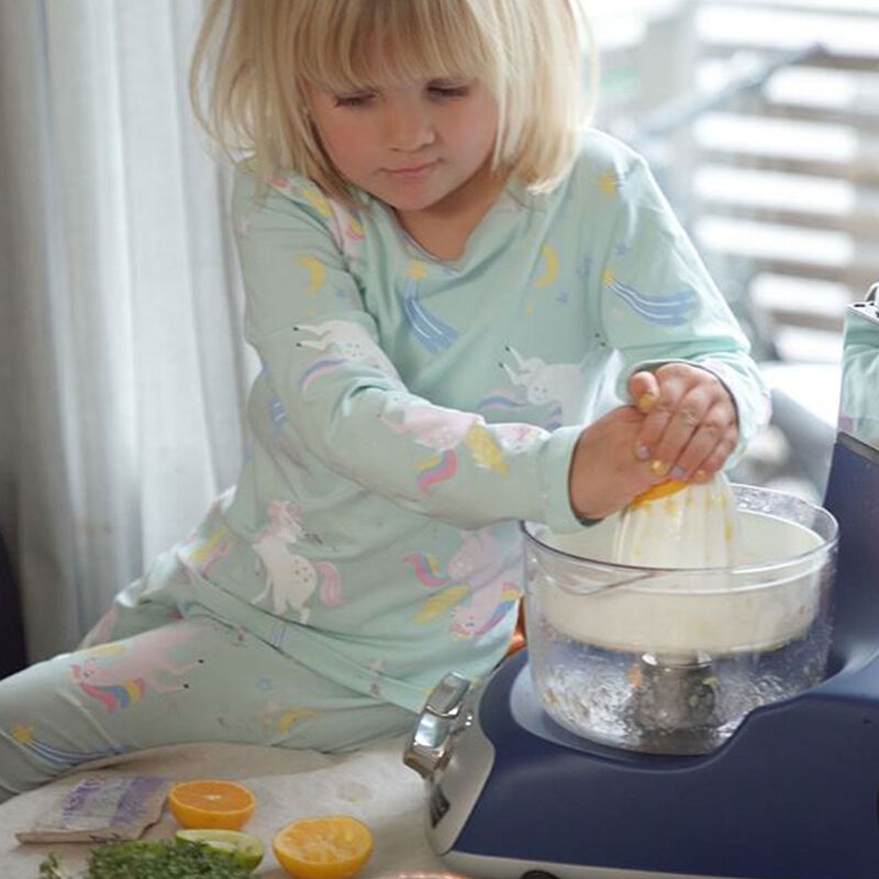 Ankarsrum Assistent AKM6230 + mixerkanna & citruspress, royal blue