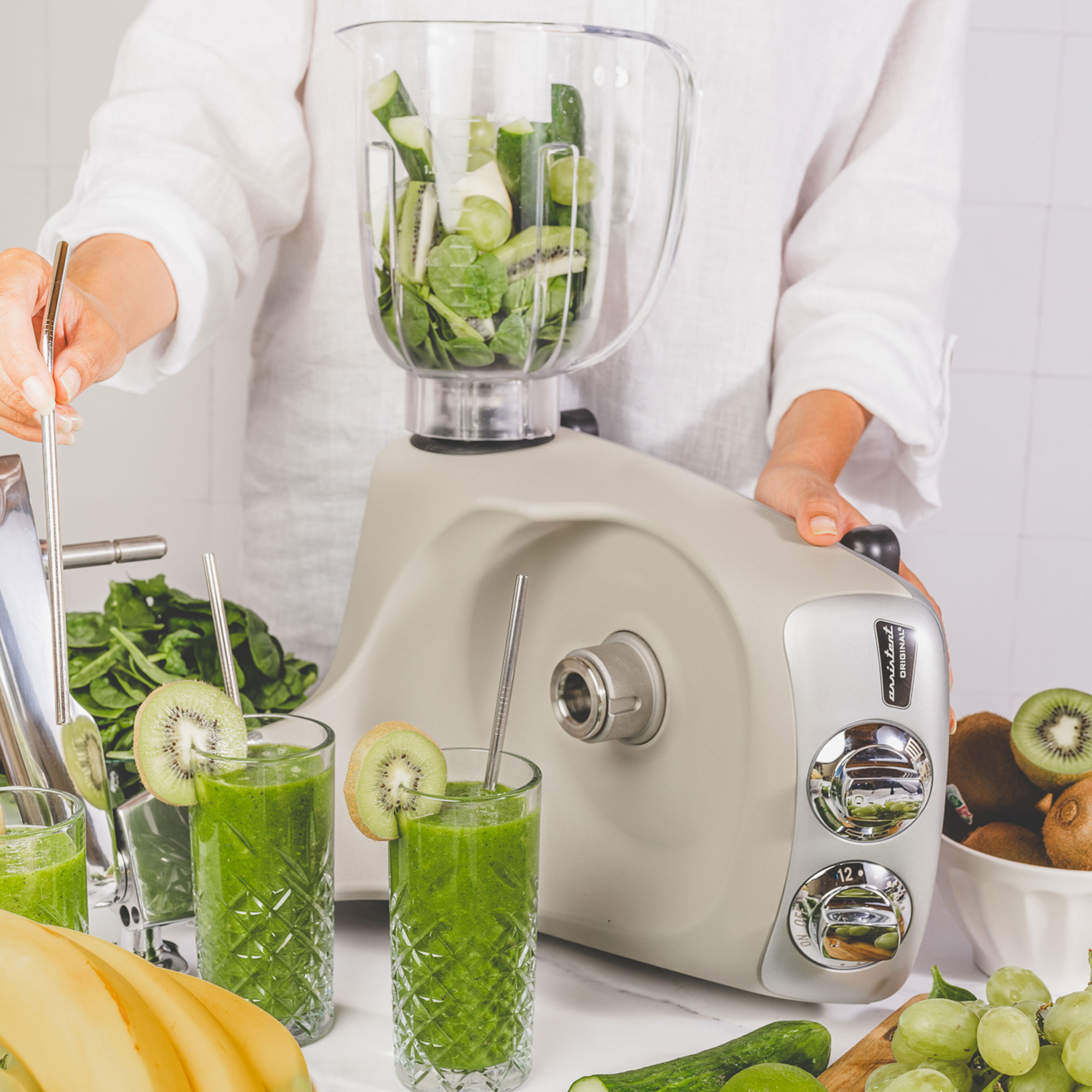 Ankarsrum Assistent AKM6230 + mixerkanna & citruspress, harmony beige