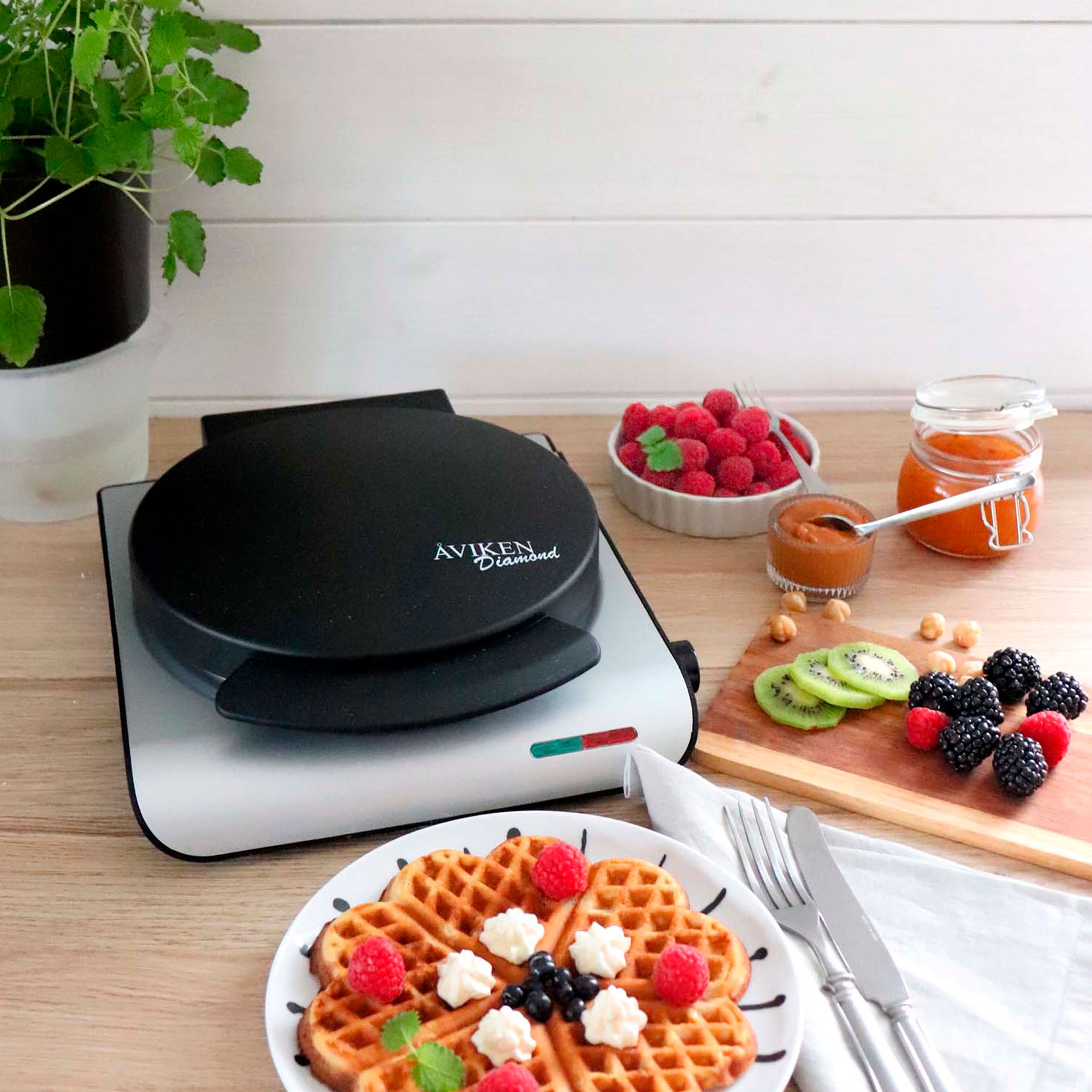 907.2 Våffeljärn keramiskt, silver