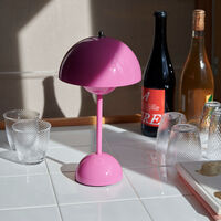 &Tradition Flowerpot VP9 bærbar lampe, tangy pink