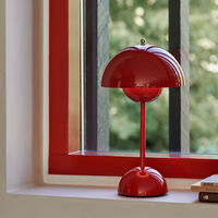 &Tradition Flowerpot VP9 bærbar lampe, vermilion red
