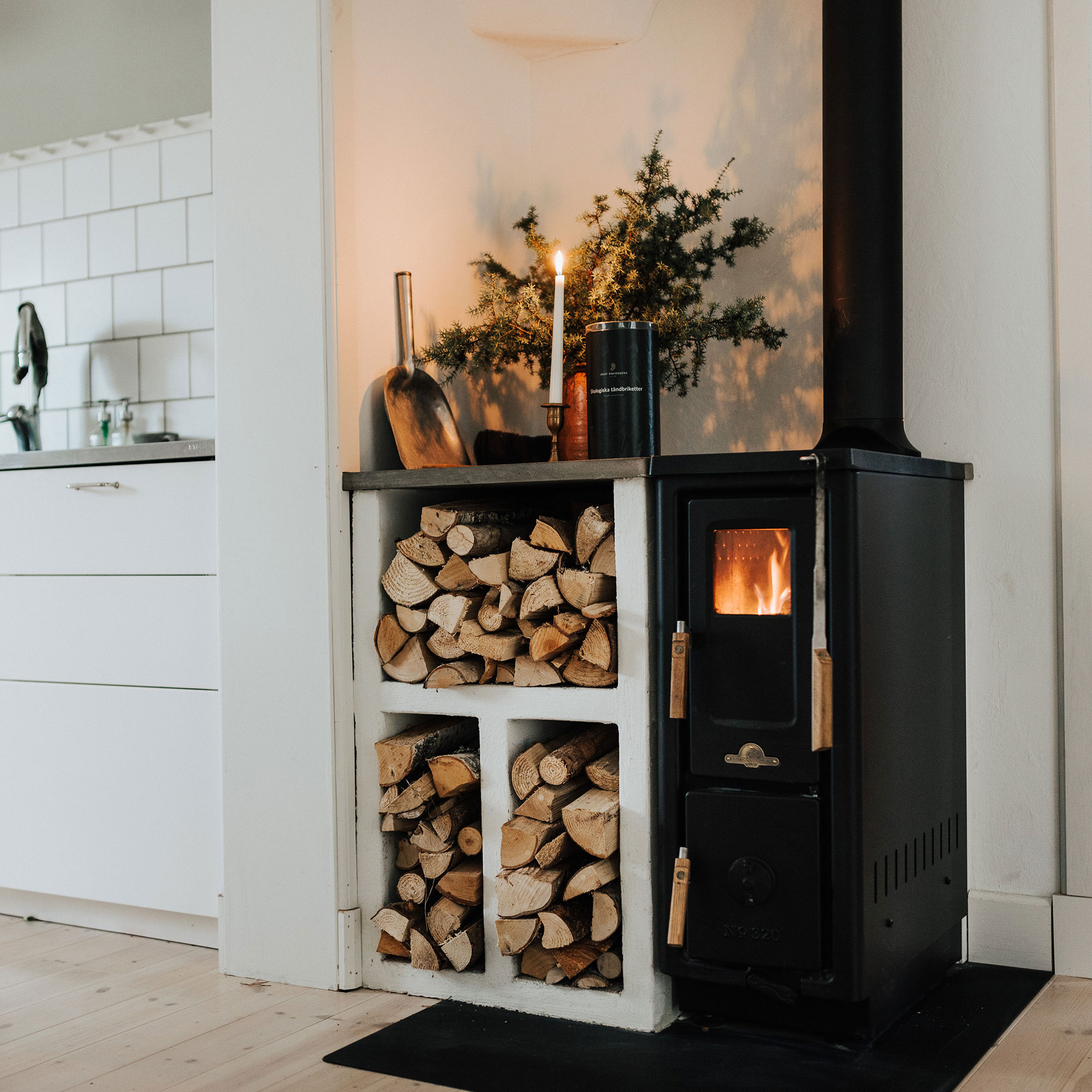 JD 320 vedkomfyr, topputtak