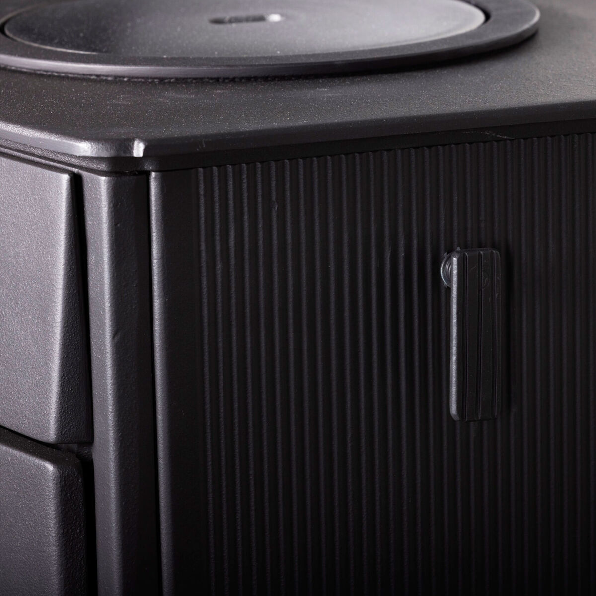 Oden 6300 kamin med kokplatta, svart