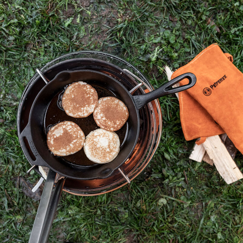 FP25 gjutjärnsstekpanna 25 cm