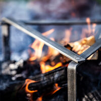 Sammenleggbart grillstativ