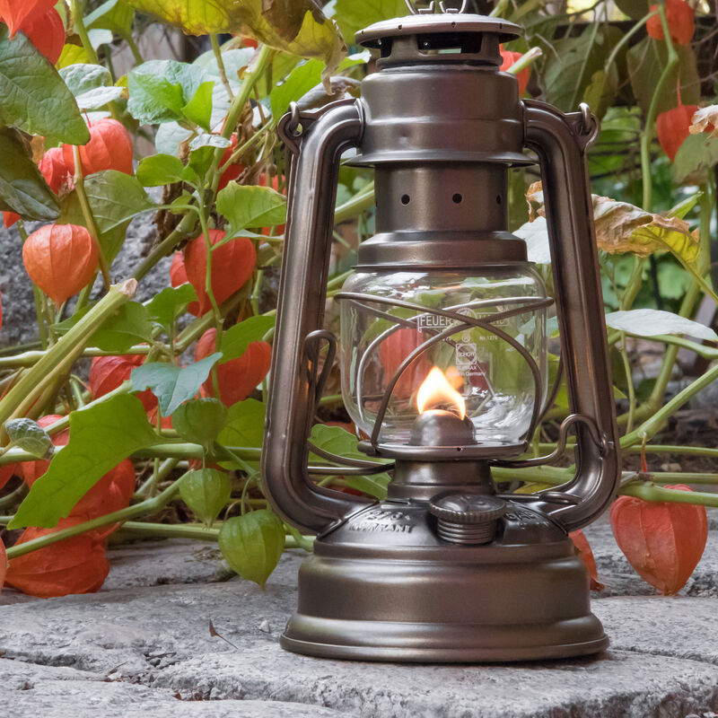 Baby Special 276 parafinlampe, bronze