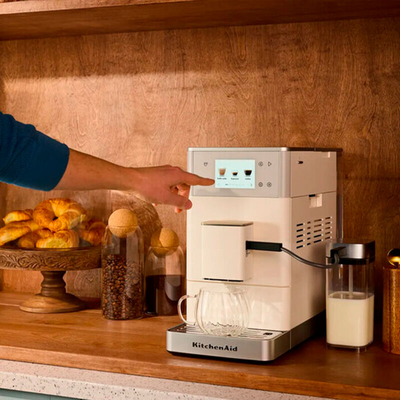 KF4 FA helautomatisk espressomaskin, porselenshvit