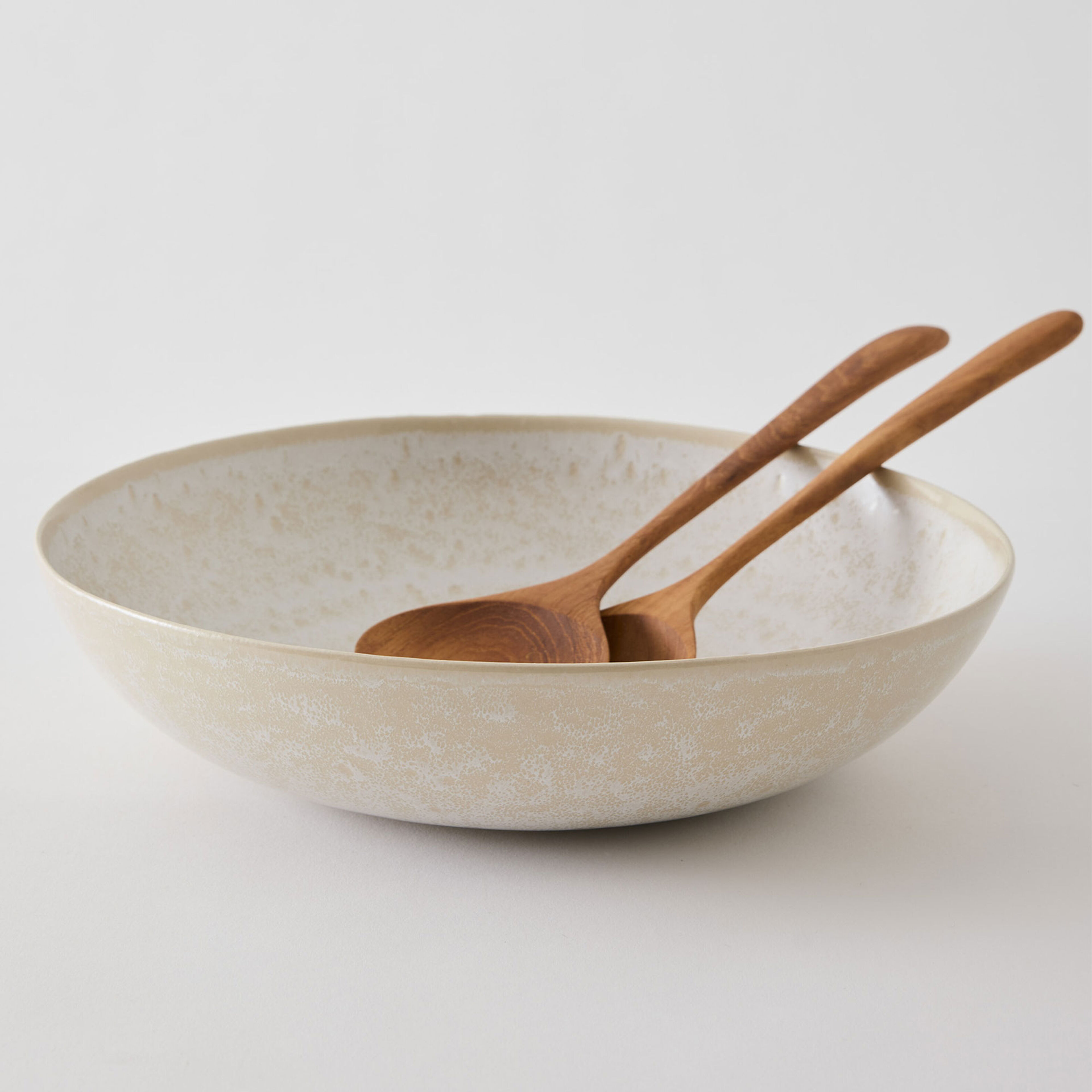 Granada salatskål medium, creme