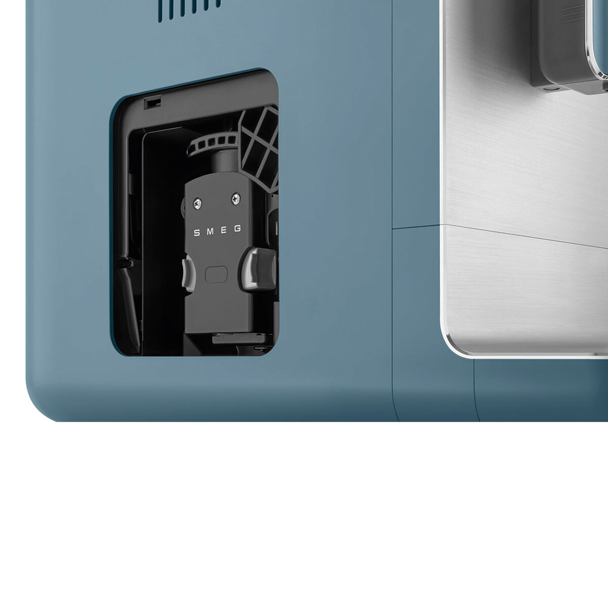 BCC12SBMEU helautomatisk espressomaskin med melkeskummer, storm blue