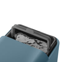 BCC12SBMEU helautomatisk espressomaskin med melkeskummer, storm blue