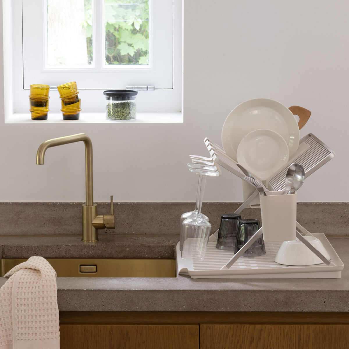 Sinkside hopfällbart diskställ stor, soft beige