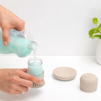 Sinkside opvaskebørste med sæbedispenser, soft beige