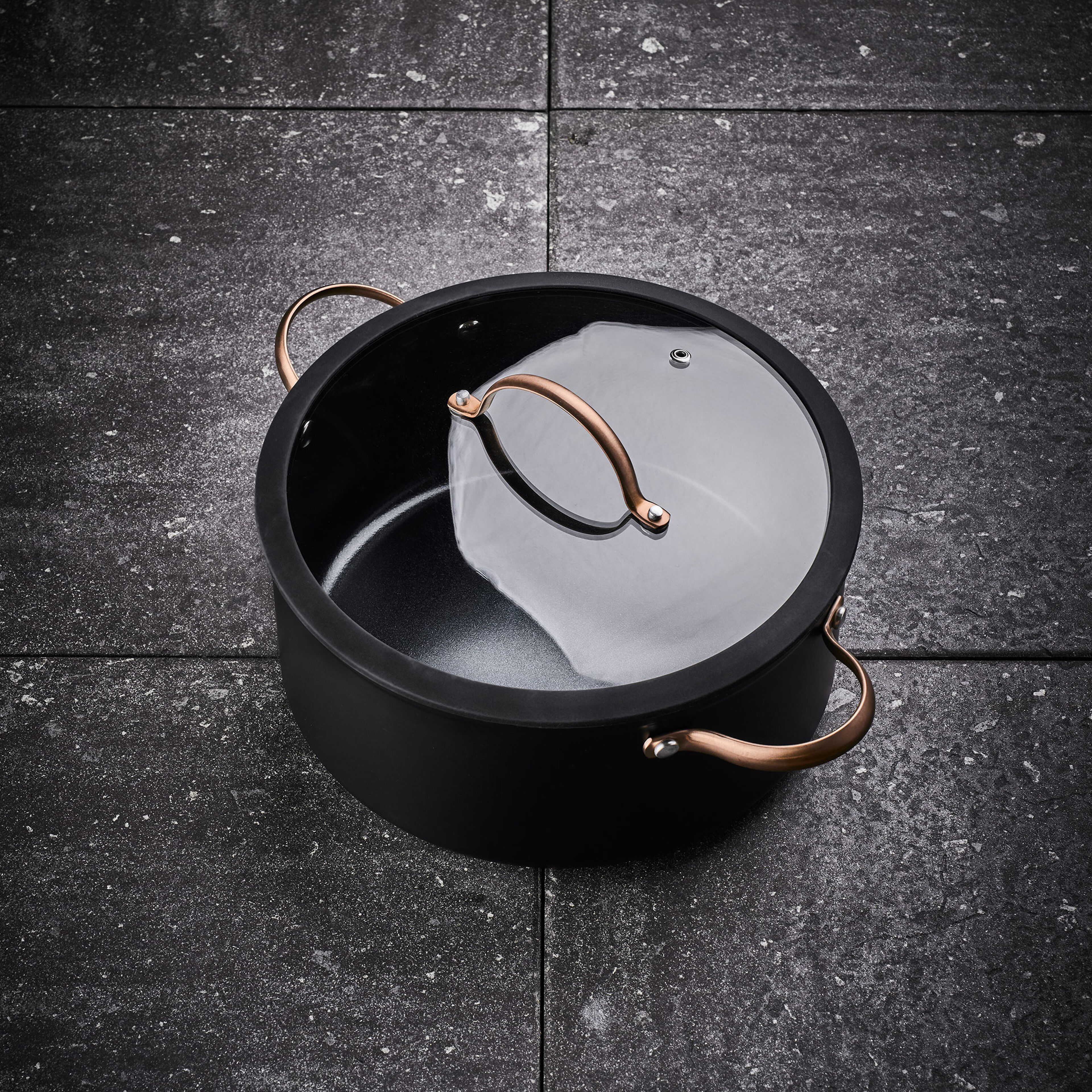 Black Copper kattila 6 litraa