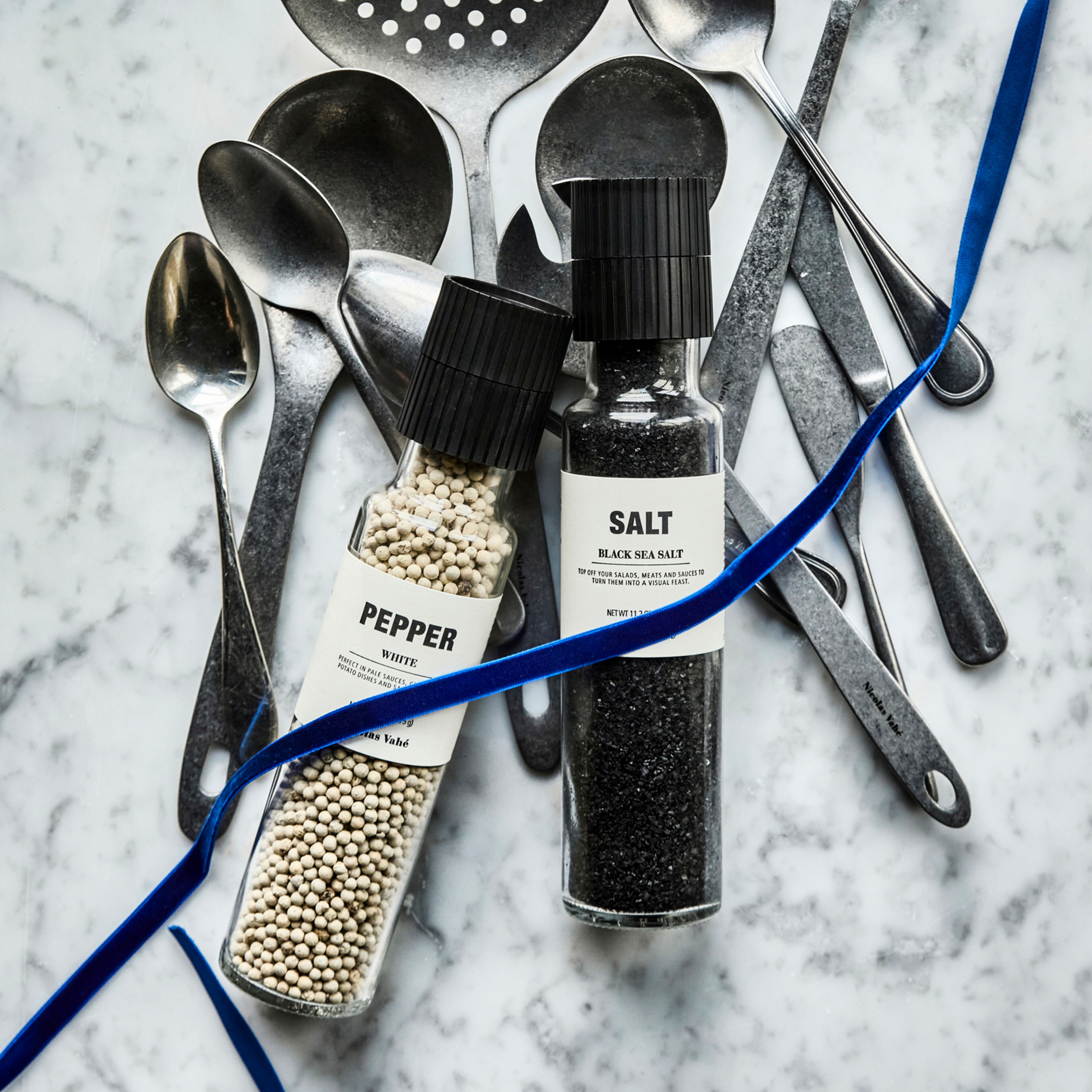 Nicolas Vahé Gavesæt, Black Salt & Peber