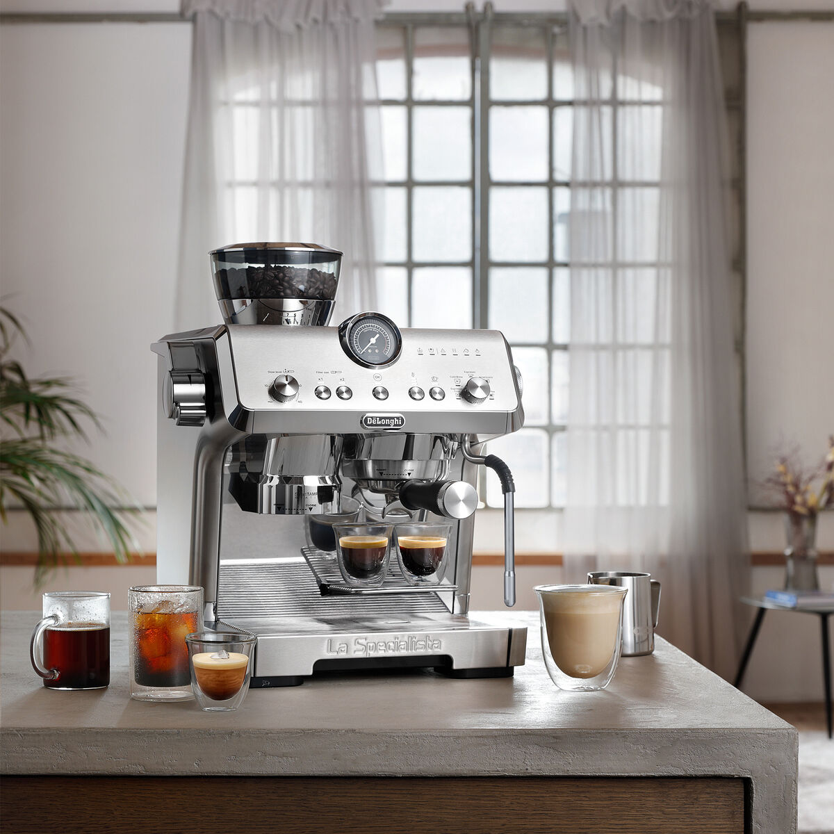 Delonghi EC9555.M espressokone integroidulla myllyllä