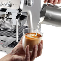 EC9885 espressomaskin med kvern