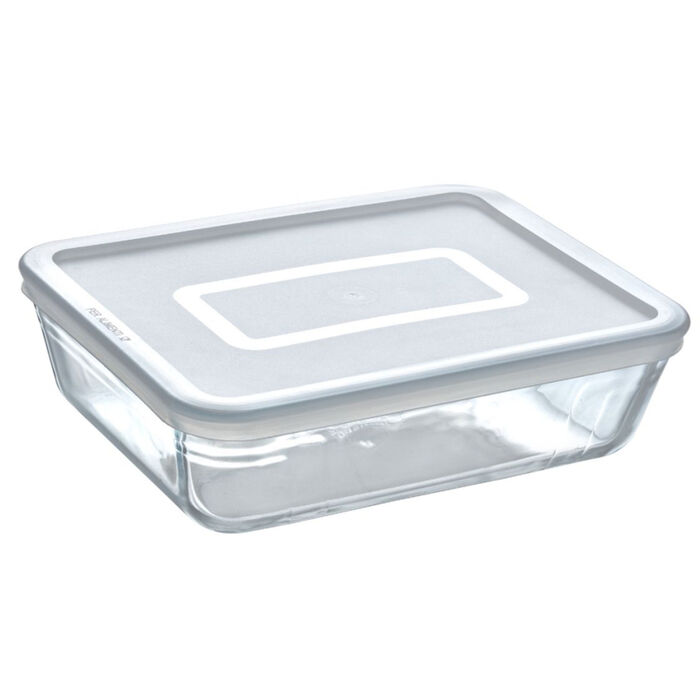 Rektangulær glasboks med mælkehvidt plastlåg, set let ovenfra på hvid baggrund