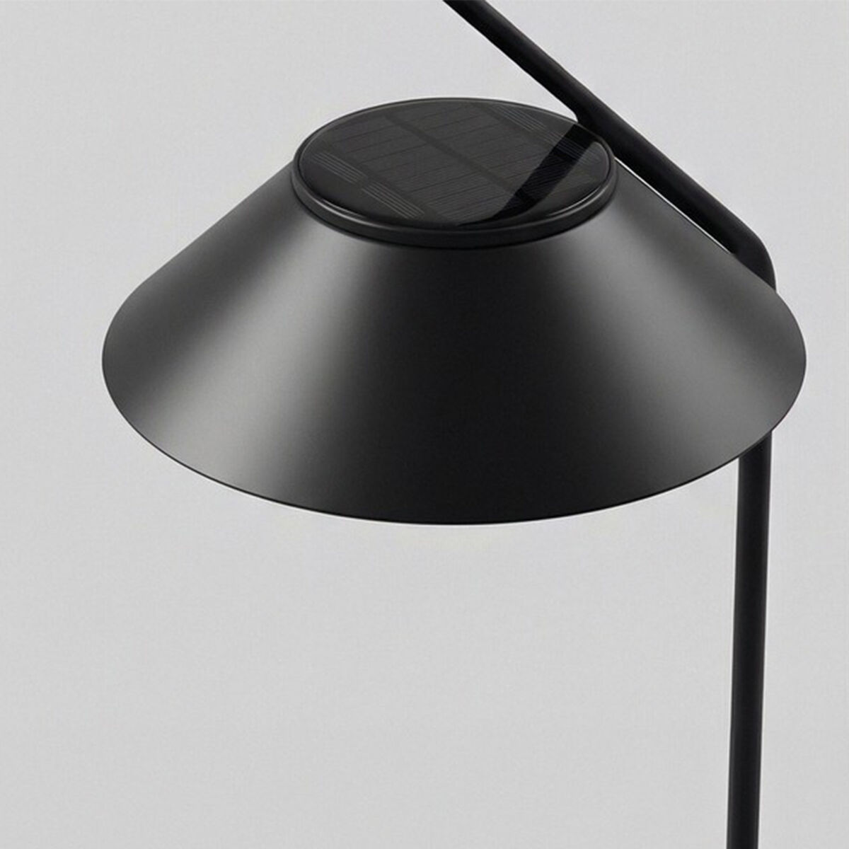 Stelton Vinkel solcellslampa med stativ, svart