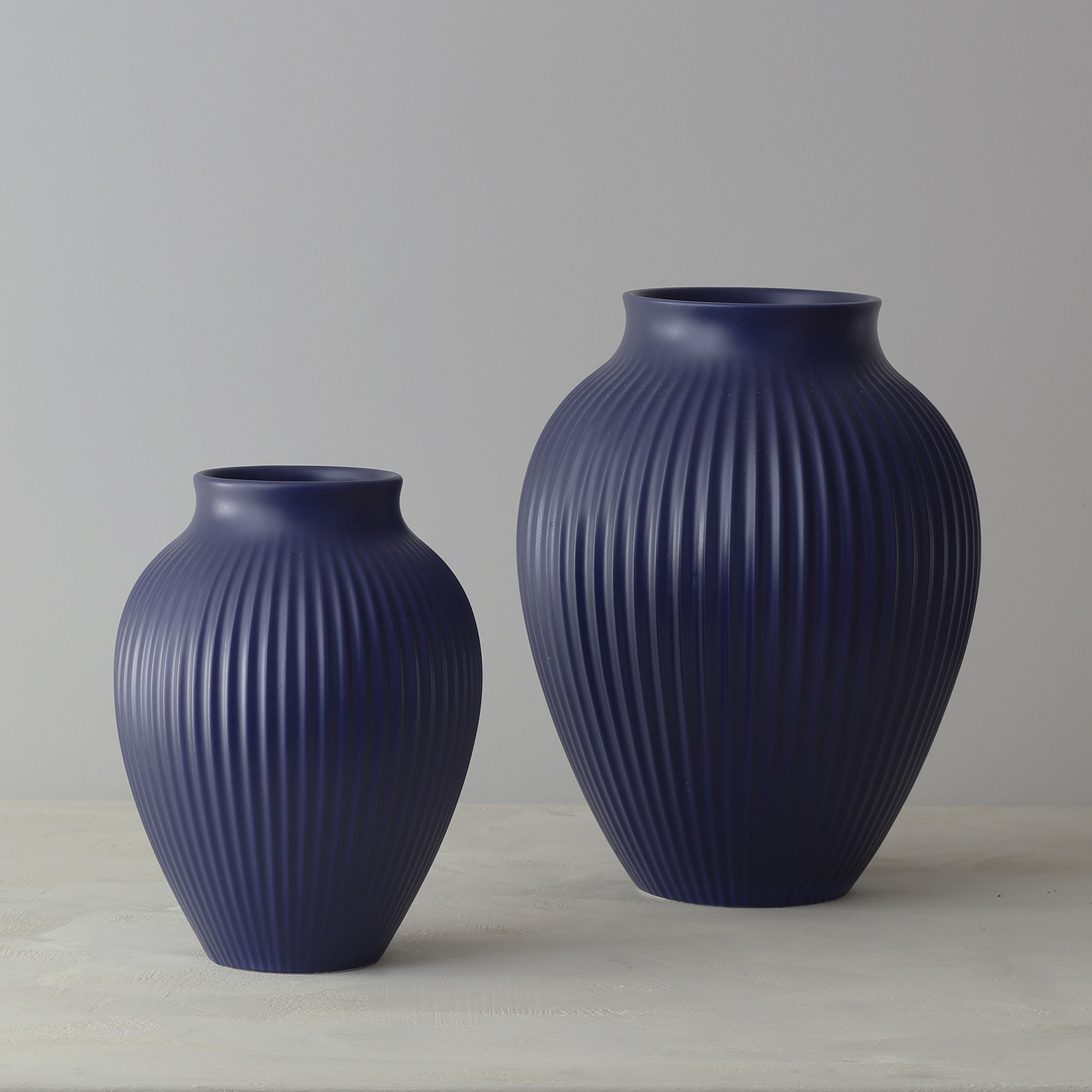 Ripple vase 20 cm, mat dark blue