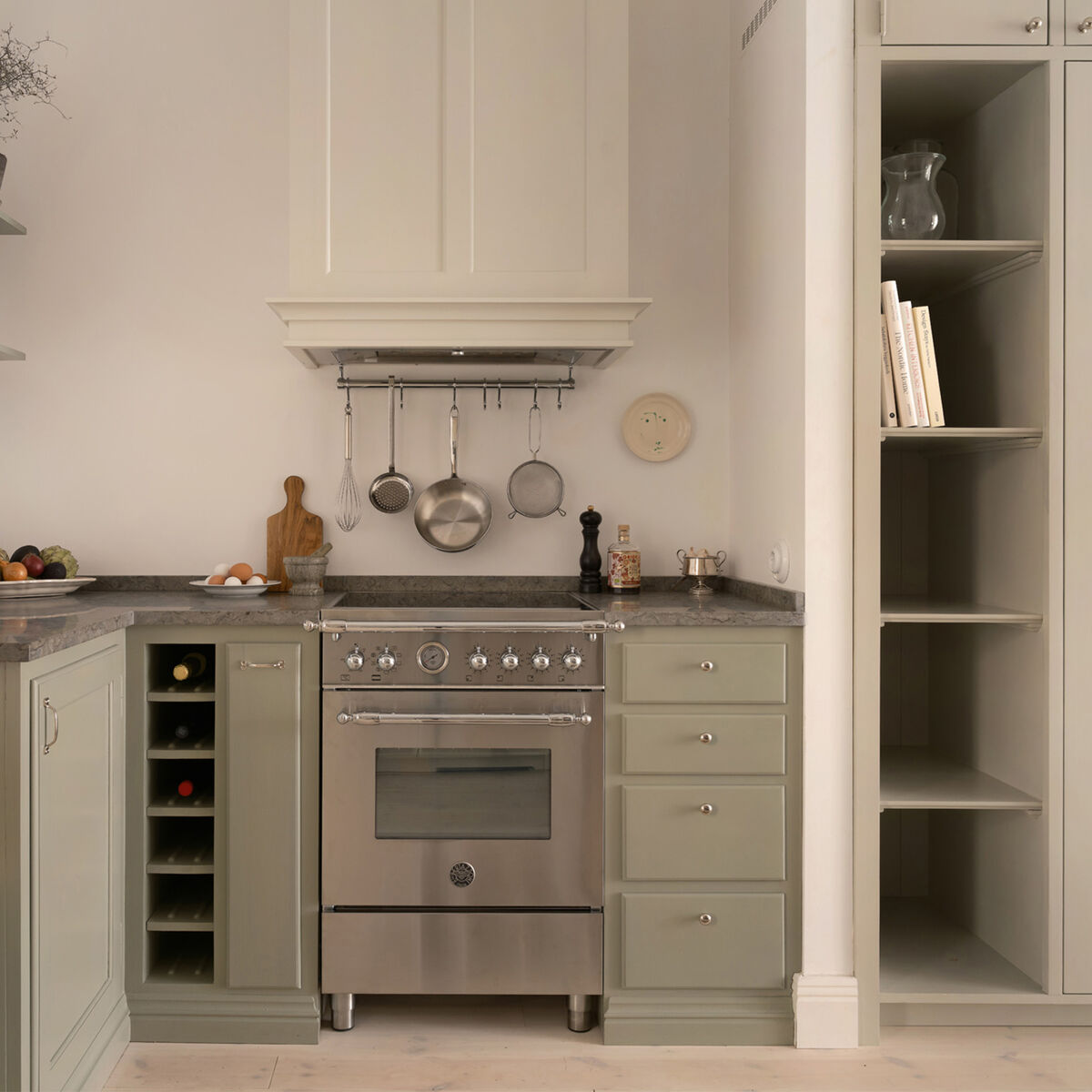 HER64I1EXC2 Heritage induktionsspis 60 cm med 4 zoner och 1 ugn, rostfritt stål