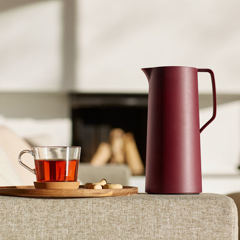 Motiva termokanne 1 liter, mørkerød