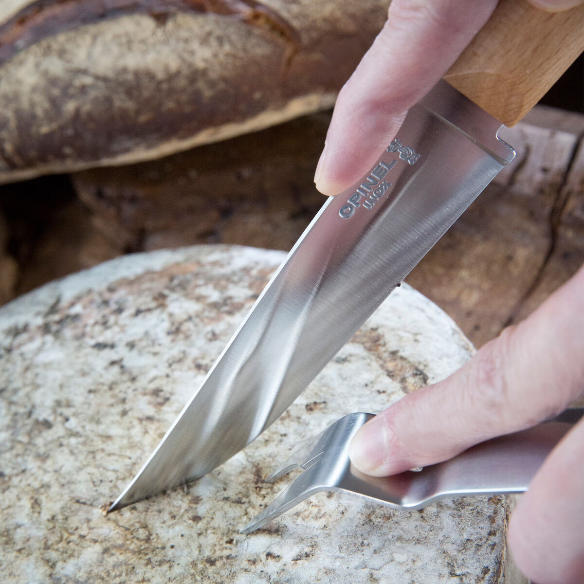 Ostesett, kniv + gaffel