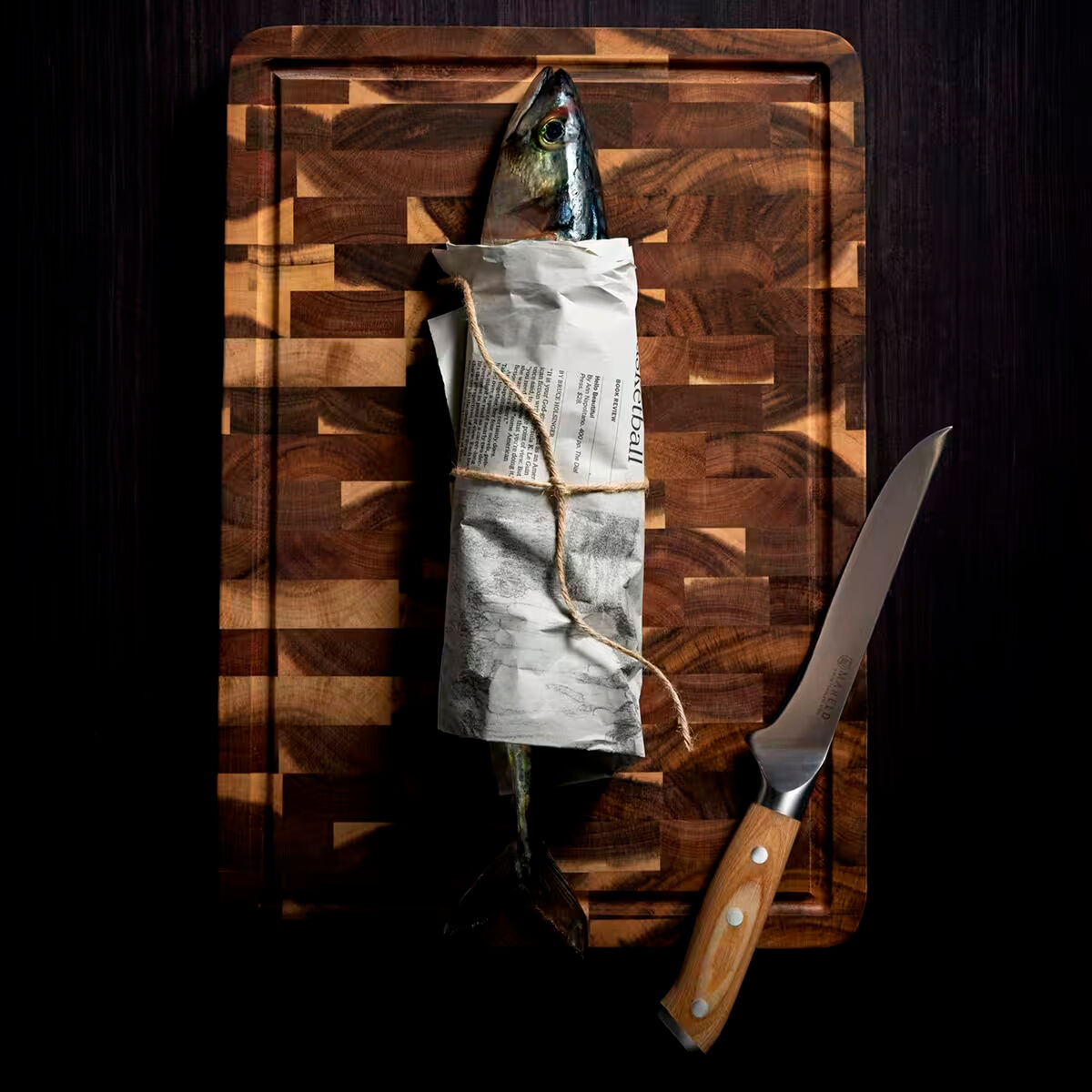 Essentials Skärbräda M 40x28x3 cm, akaciaträ