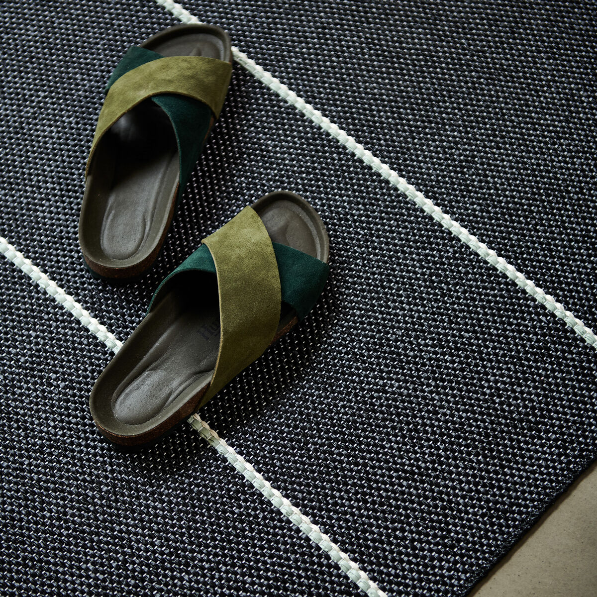Lea gulvtæppe 375 × 70 cm, black/mint/vanilla