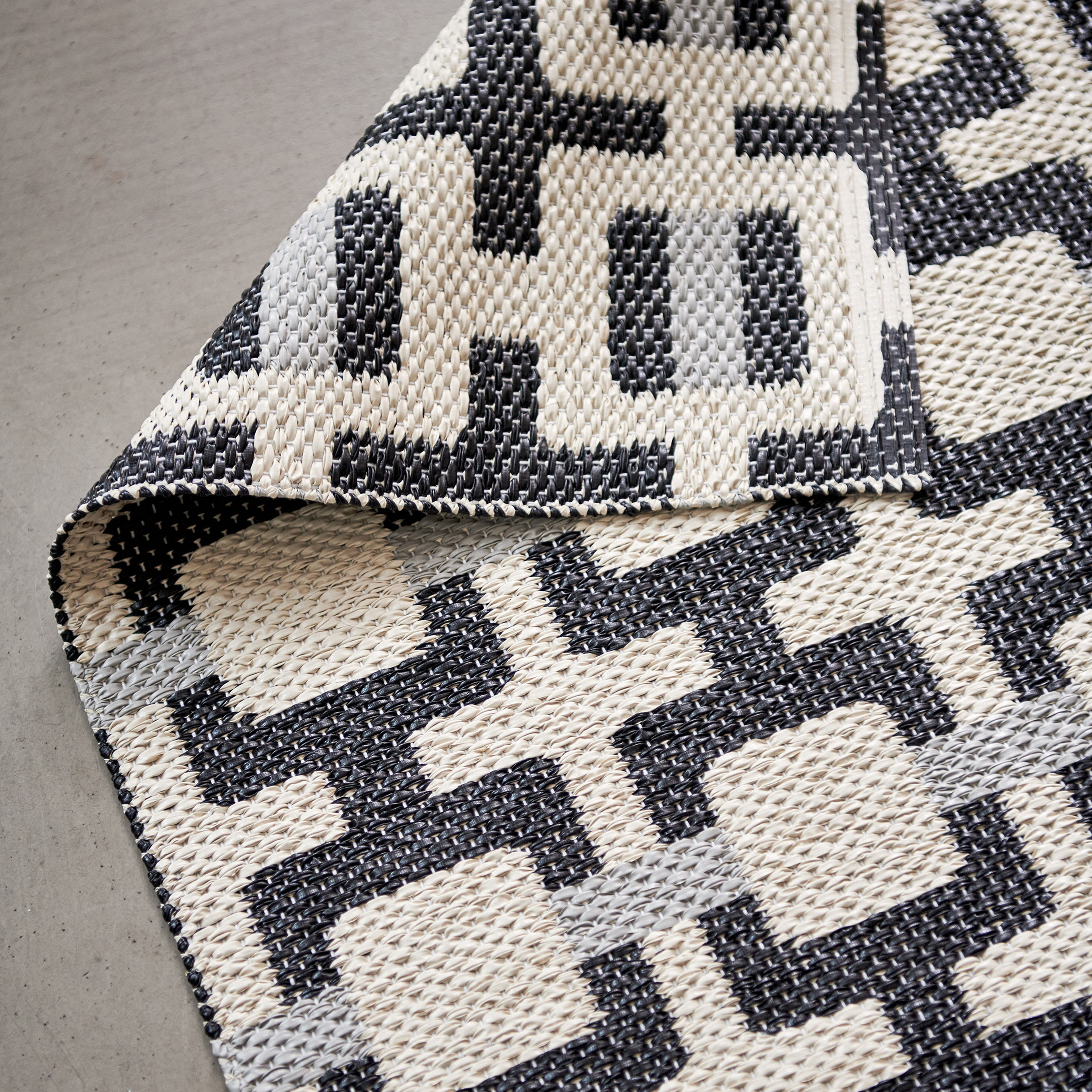 Tom matta 240 × 70 cm, black/cream/grey