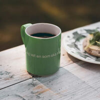 Astrid Lindgren kopp 35 cl, Jag vet en som ska ställa till kalas!