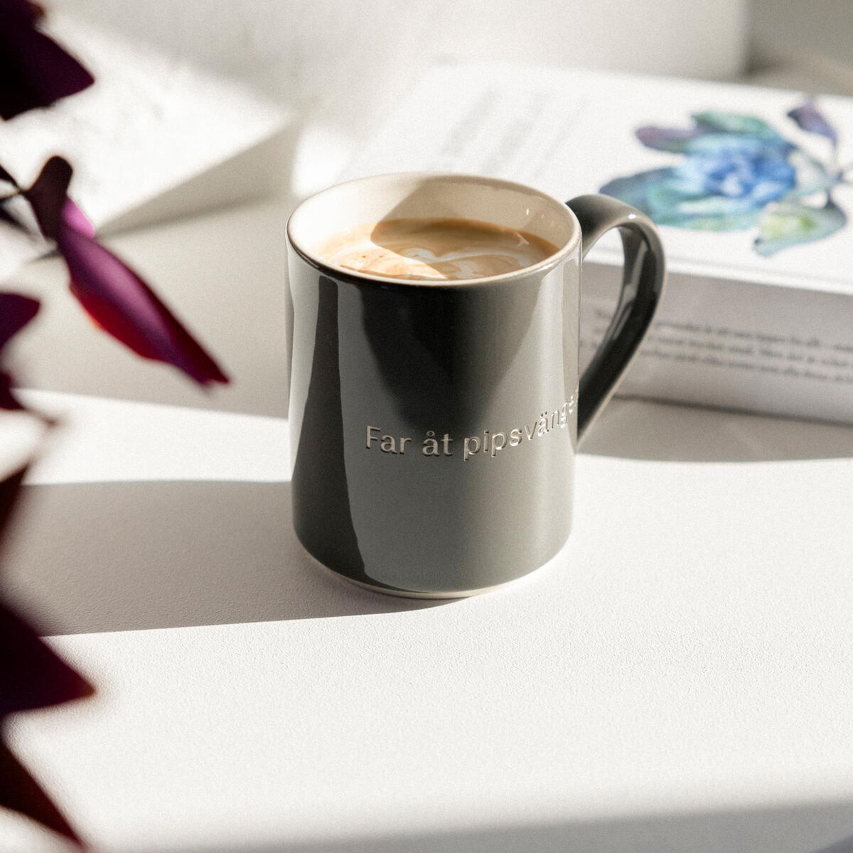 Astrid Lindgren mugg 35 cl, "far åt"
