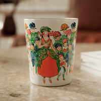 Elsa Beskow -muki 280 ml, August-kuosi