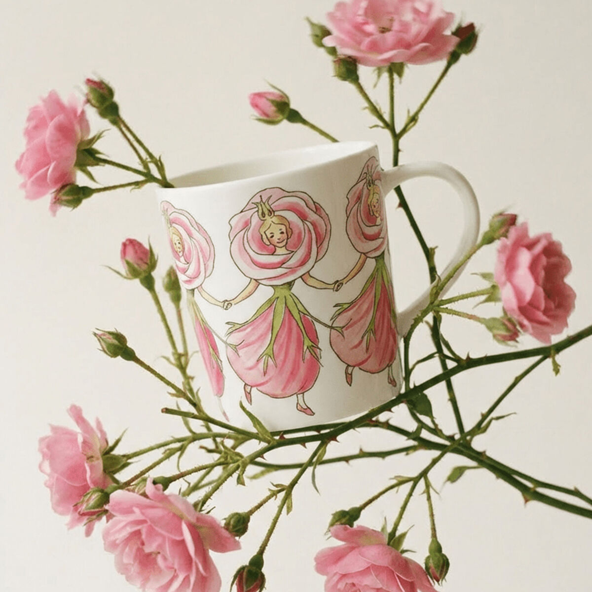 Elsa Beskow krus med hank 40 cl, rose