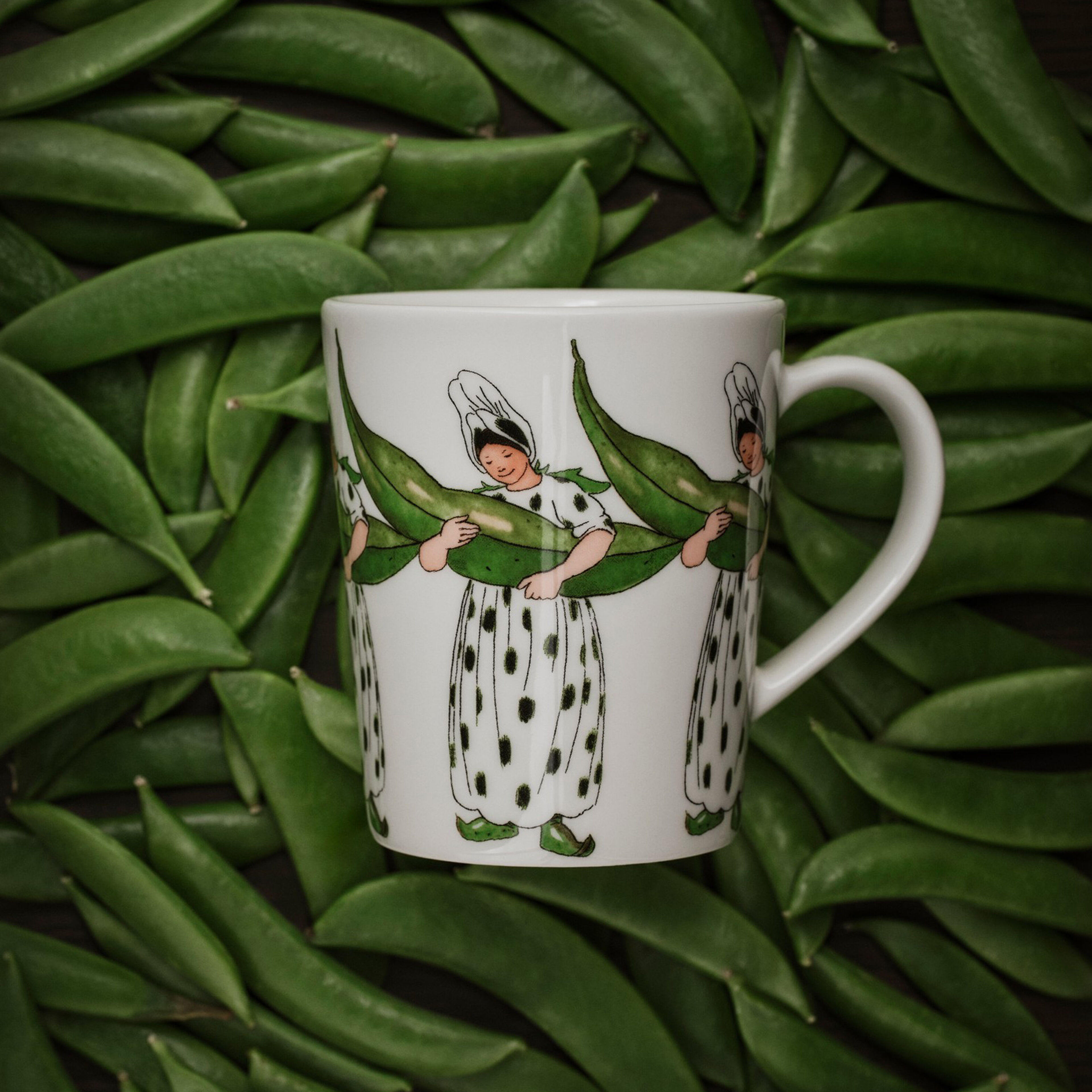 Elsa Beskow kahvallinen muki 280 ml, Mrs Broad Bean