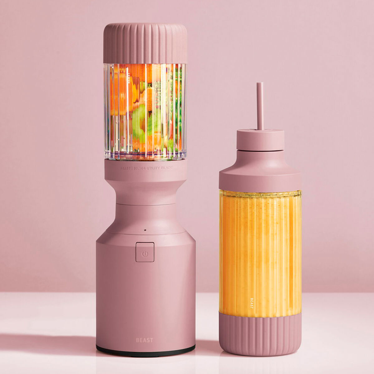 Beast Mighty Plus 850 blender, lila