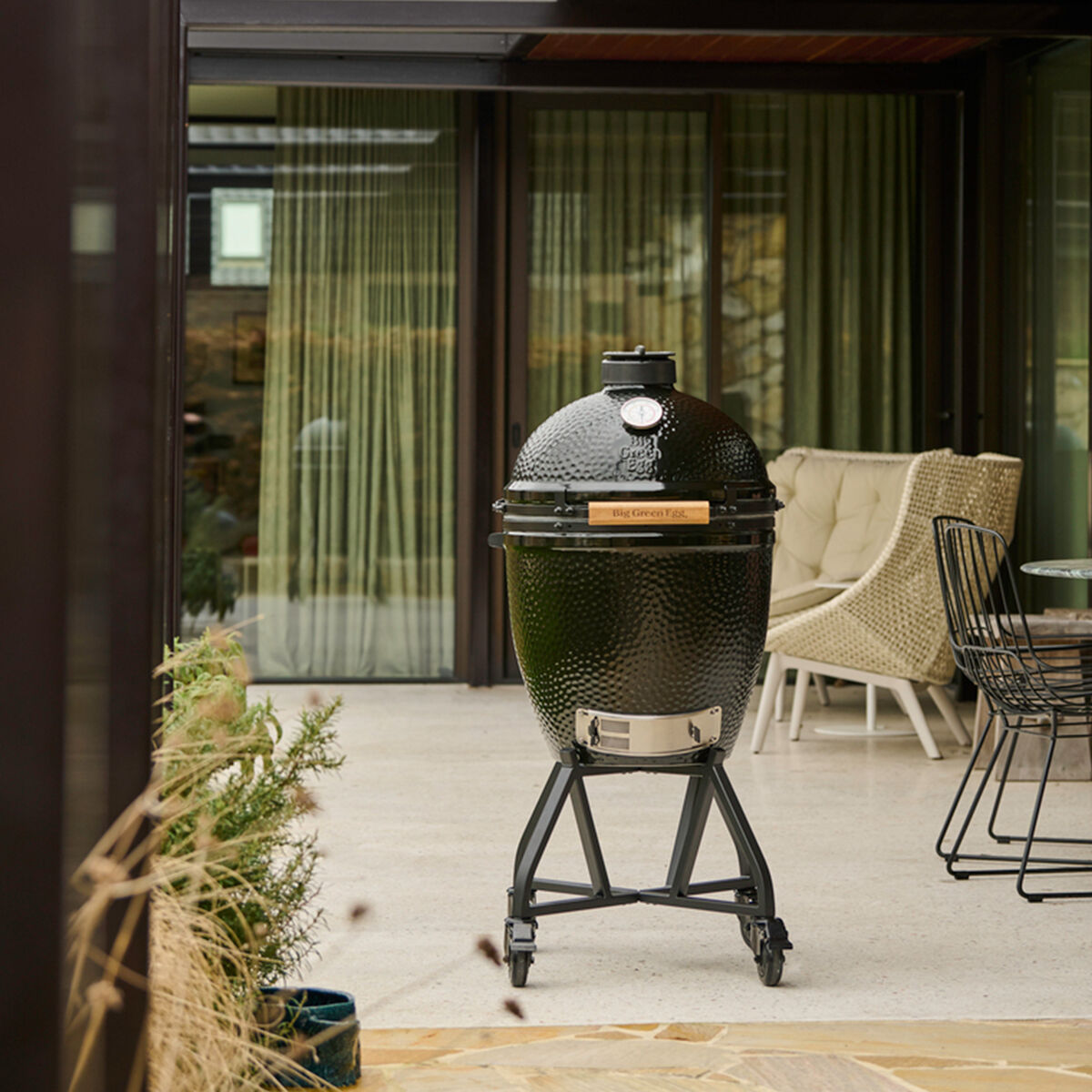 Big Green Egg The Onyx Kolgrill Large