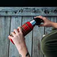 Thermos Jubileum termoflaske 0,5 liter, rødternet